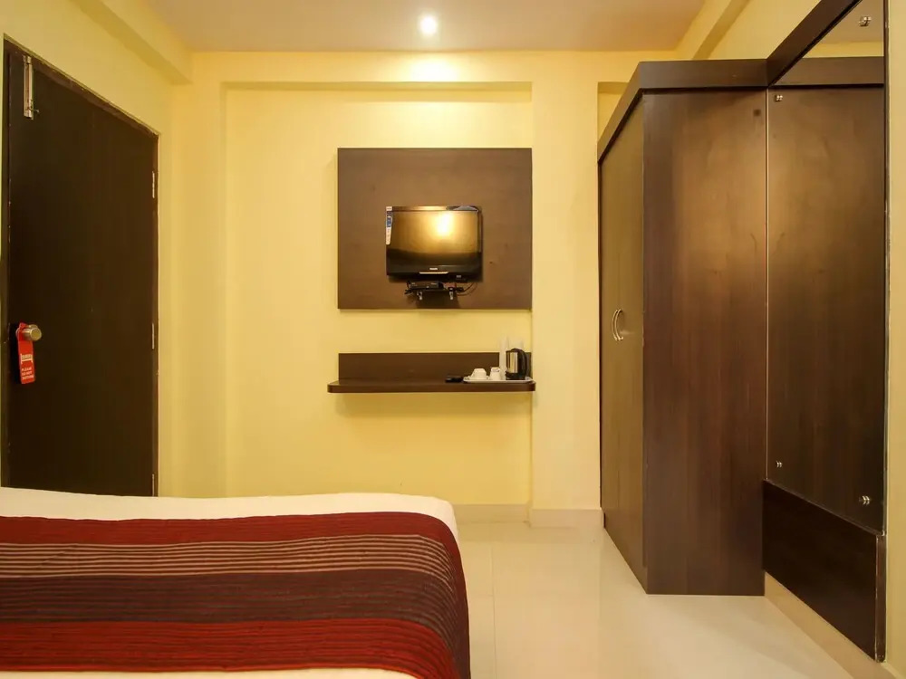 HOTEL PRAKAASH COMFORTS