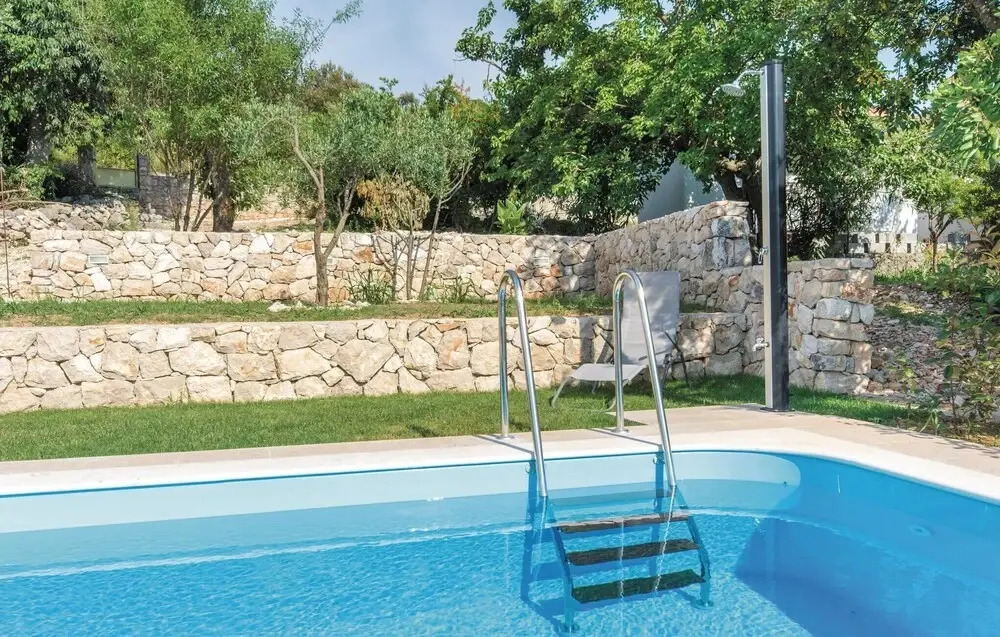 Beautiful Home in Vinisce With Wifi and 4 Bedrooms