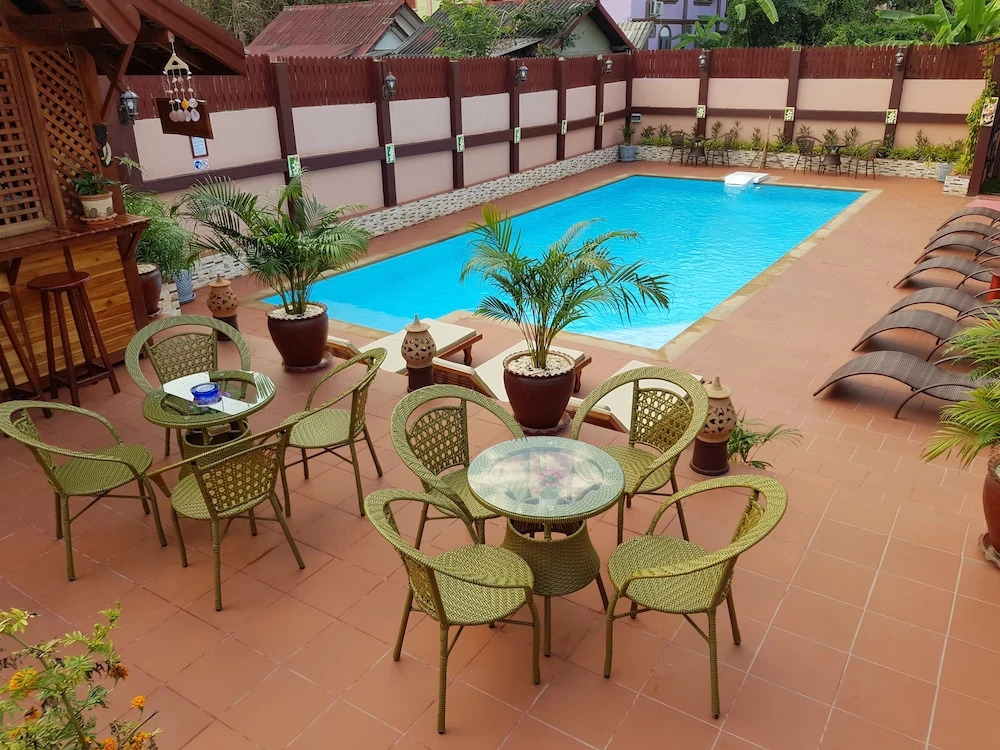 Thongbay Guesthouse