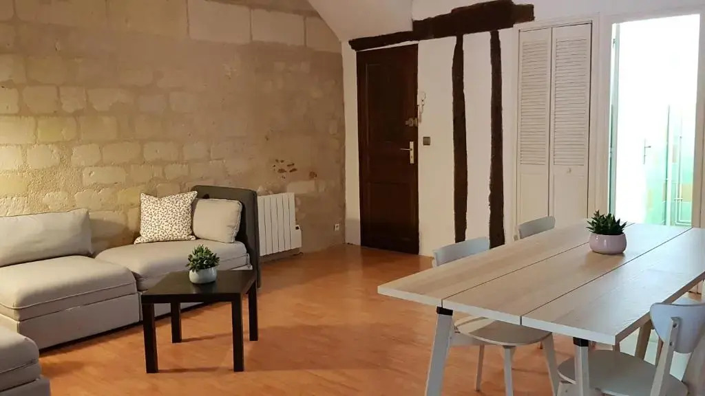 Appartement quartier historique proche des Halles
