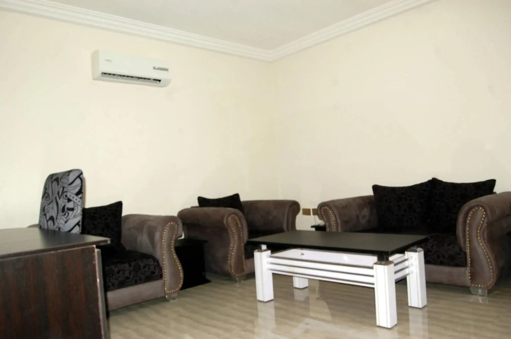 Ritz-Carinton Suites