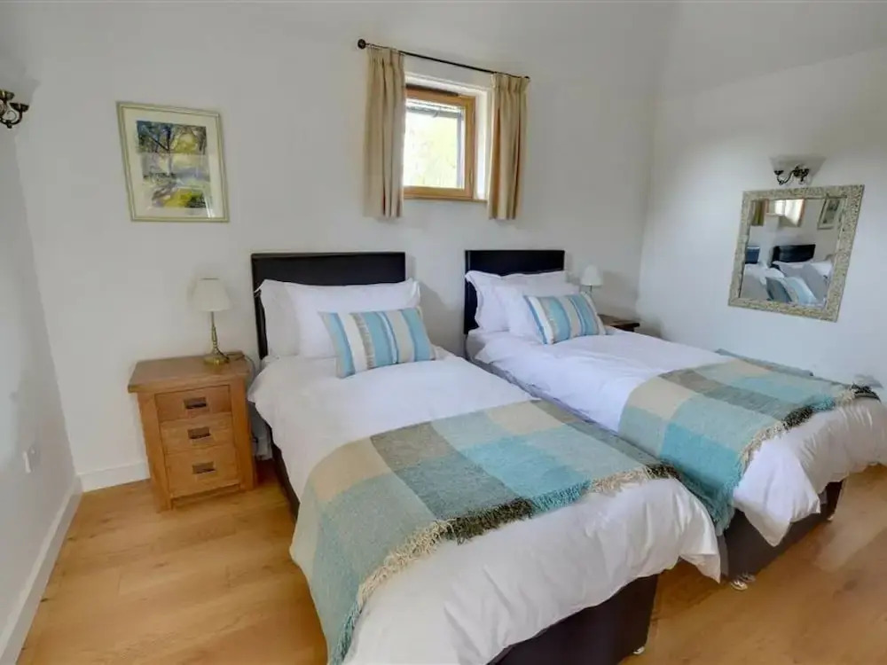 Charming Holiday Home in Faversham With Garden