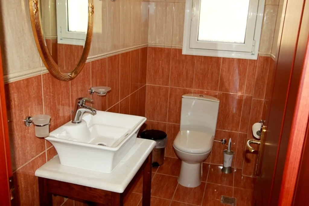 Romanza Villa