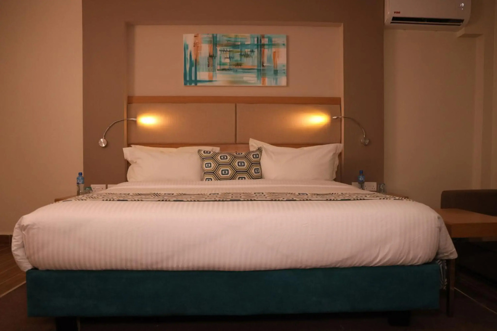 Отель PrideInn Plaza Nairobi Airport