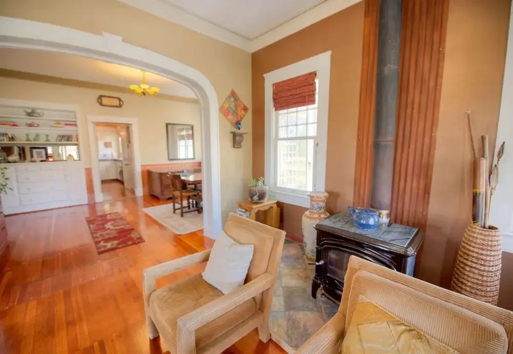 Mesquite Creek Historic Farmhouse