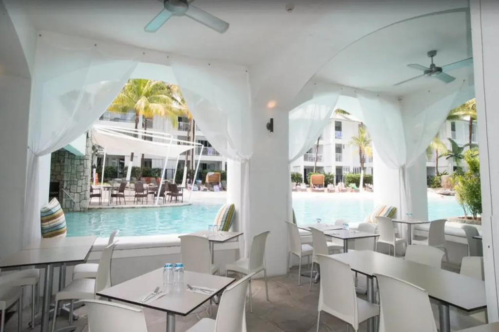 Peppers Beach Club
