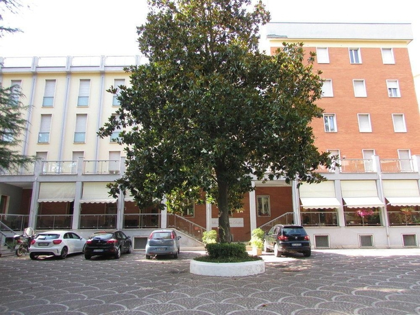 Villa Dei Giuochi Delfici