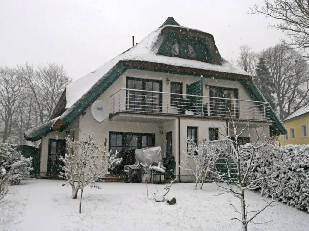 Holiday Home Strandflieder by Interhome