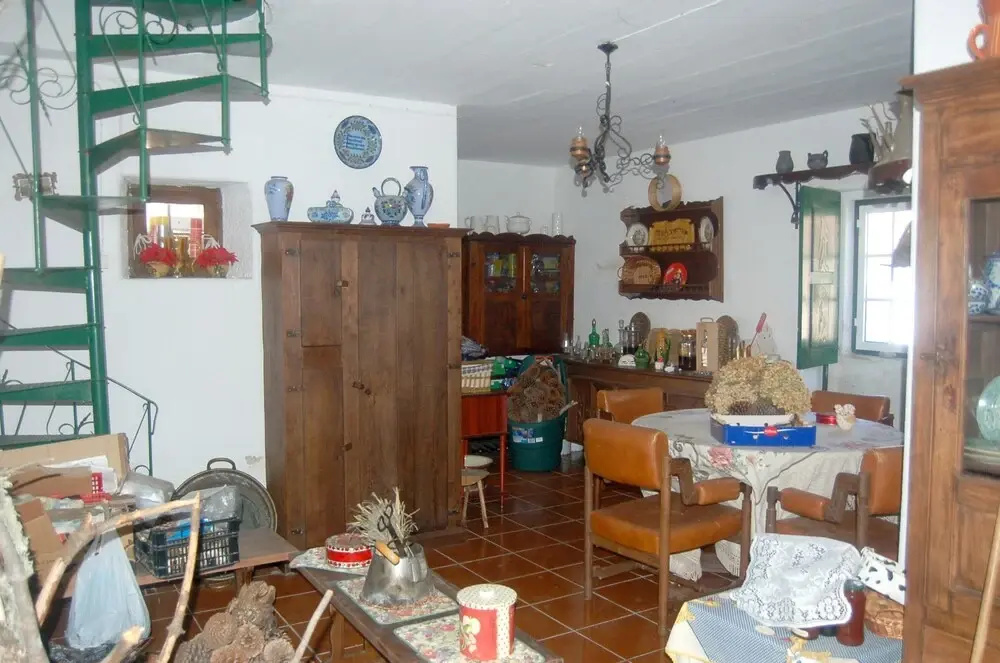 House With 4 Bedrooms in Vila Fernando, With Wonderful Mountain View, Private Pool, Furnished Garden Near the Beach