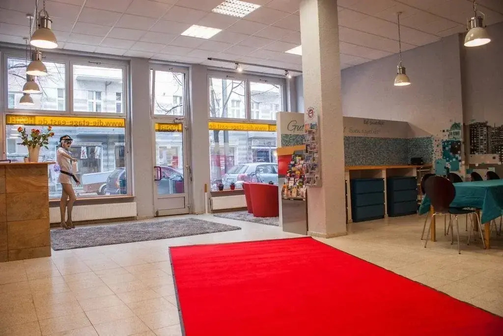 Hostel Die Etage East