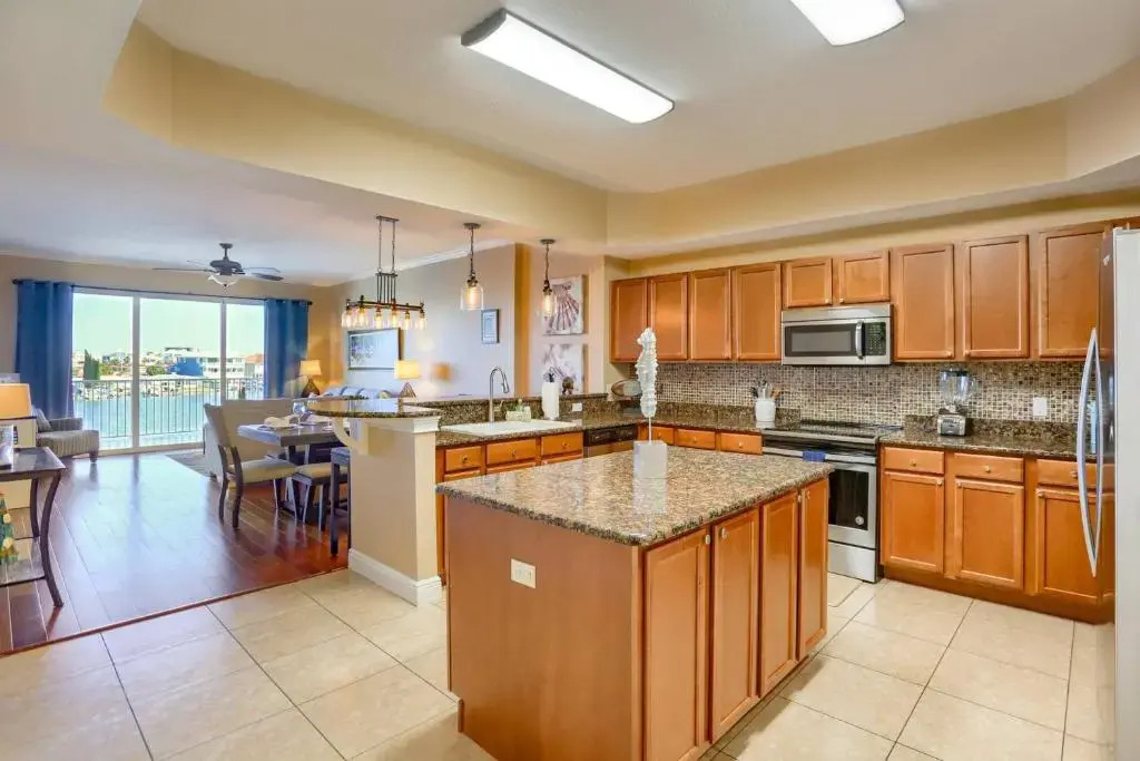 304 Bay Harbor