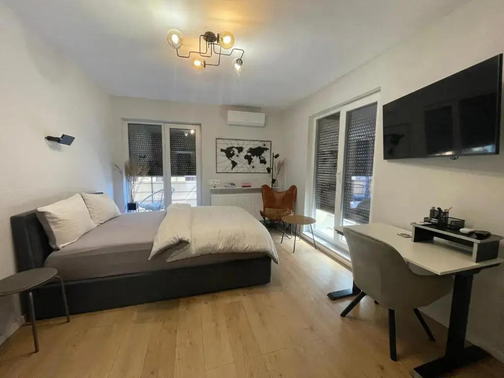 G Studio near Iulius Mall