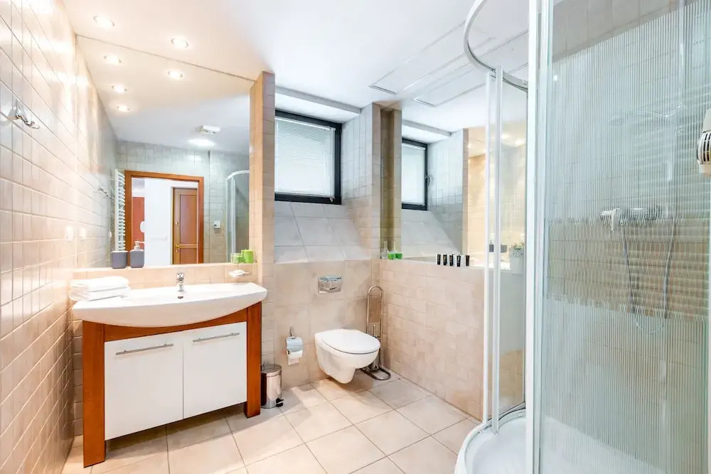 FriendHouse Apartments - Aparthotel