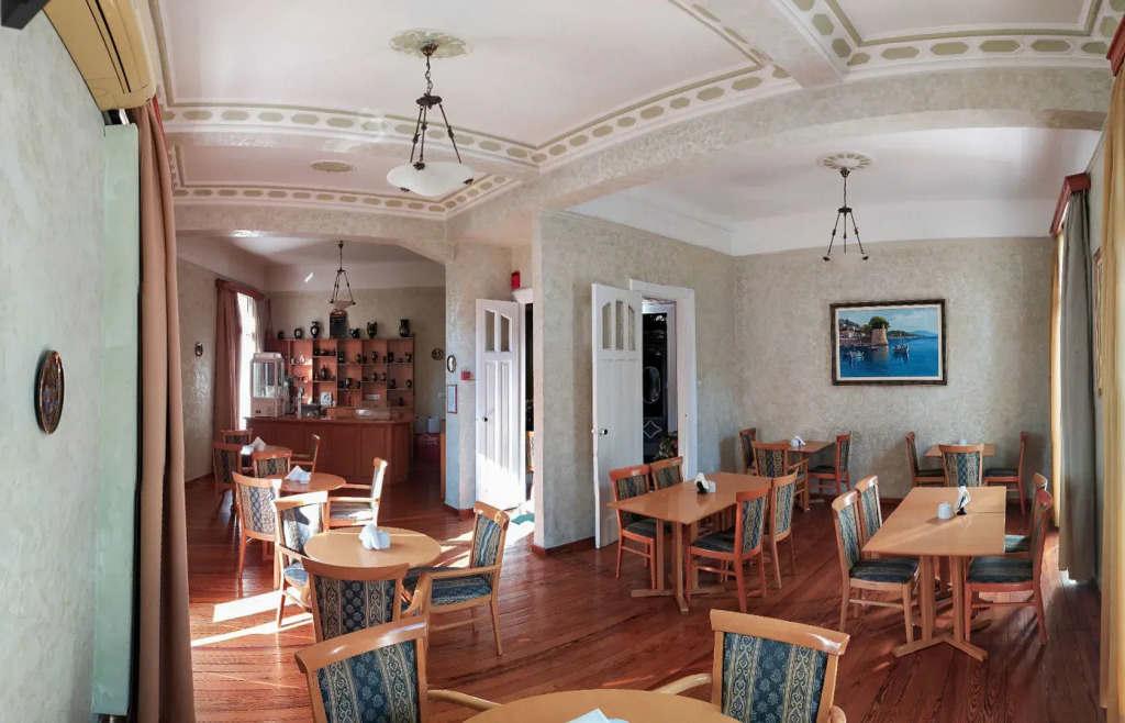 Cecil Hotel