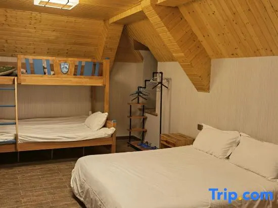 Yunshang Grassland Yishan Yishe Wild Luxury Guesthouse