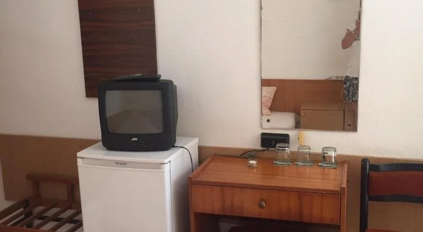 Family Hotel Yulian