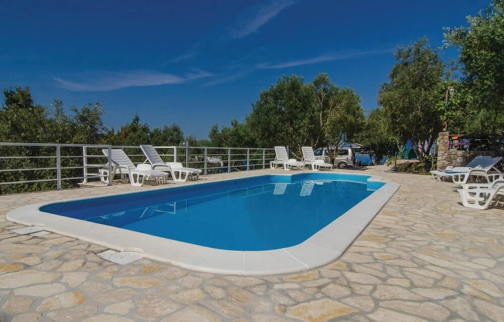 Stunning Home in Orebic With Wifi and 2 Bedrooms