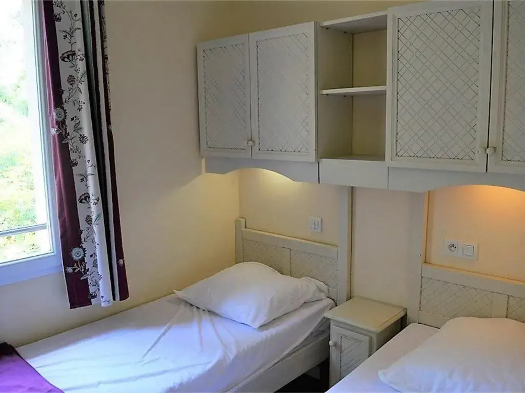Maison Grospierres, 3 pièces, 6 personnes - FR-1-382-14