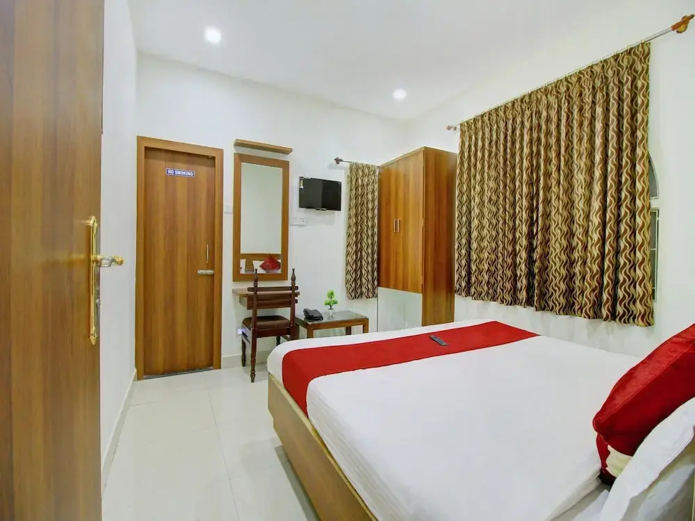 OYO 13400 Rose Flower Resort