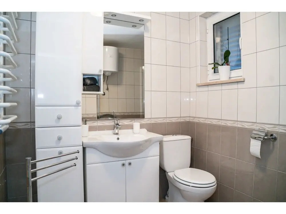 Modern Villa Roko For 6 Persons With Whirpool In Trogir Near The Beach