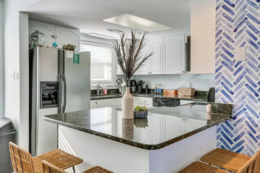 Walk to Ocean: 'beachwalk Bungalow' w/ Pool Access