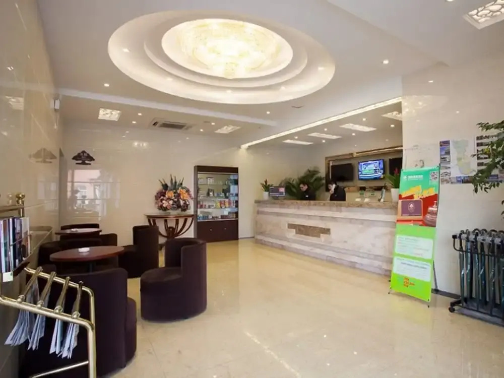 GreenTree Inn JiangSu TaiZhou YingChun W) Road Walking Street Express Hotel
