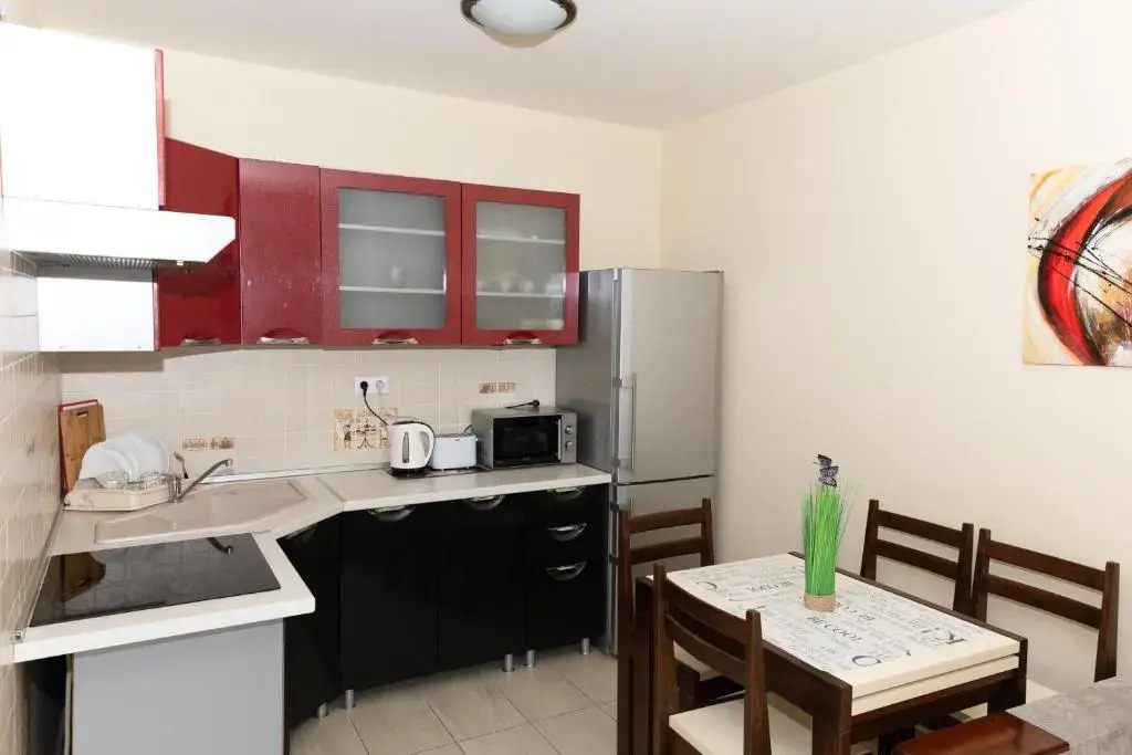 Art Apartments