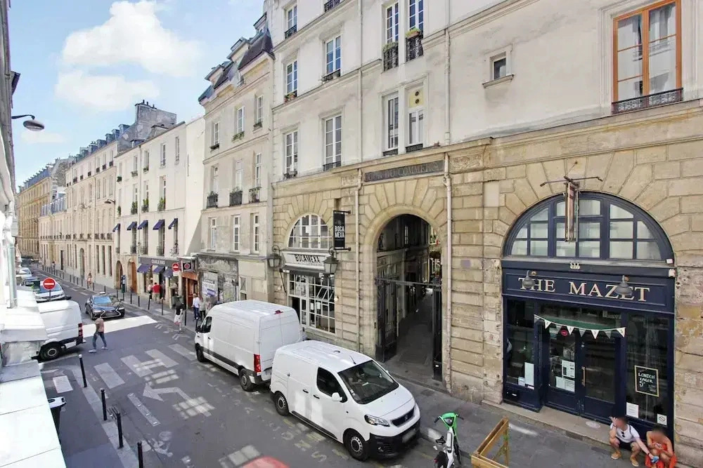 Appartement in the Heart of Paris Saint Germain