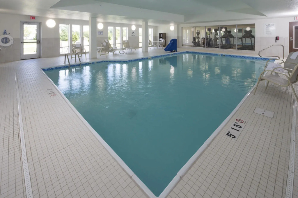 Holiday Inn Express & Suites Port Huron by IHG