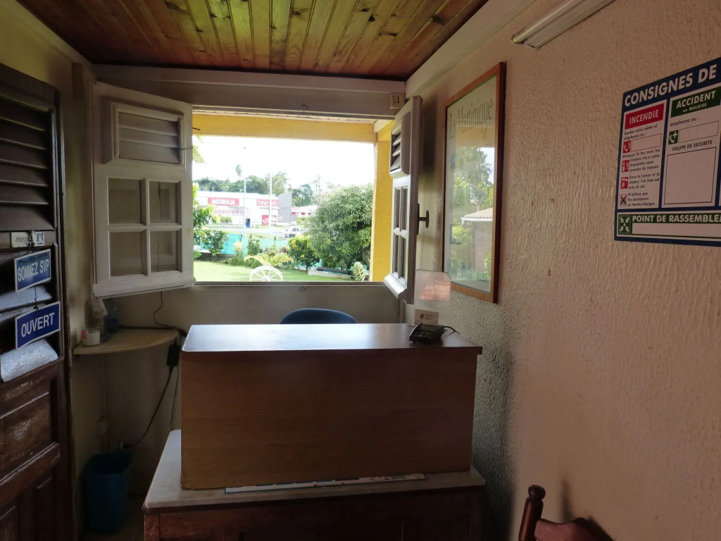 Airport Hotel