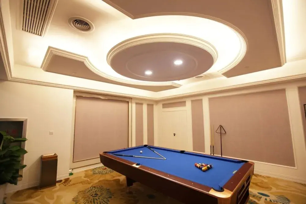 Liangchen Meijing Hotel