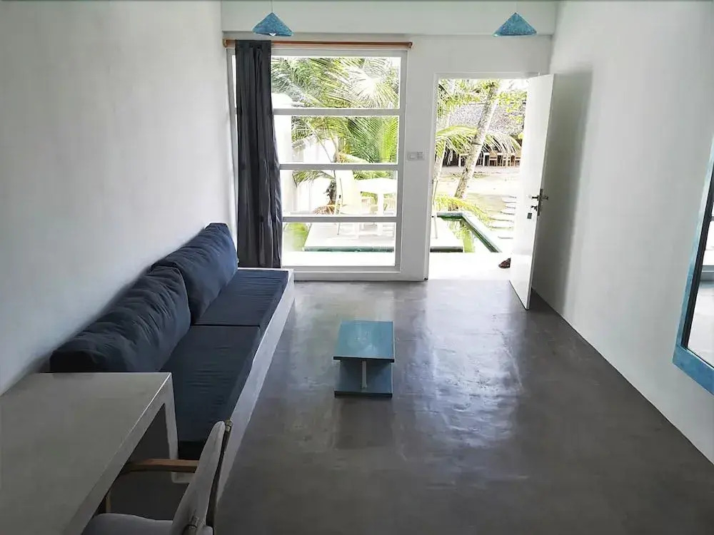 Banana Bunks Mirissa