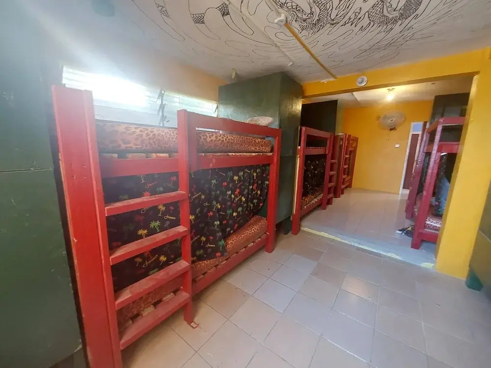 Labrish Guest House