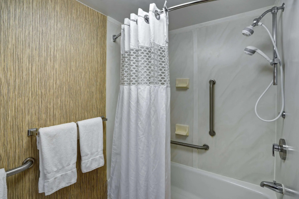 Hampton Inn by Hilton Milford