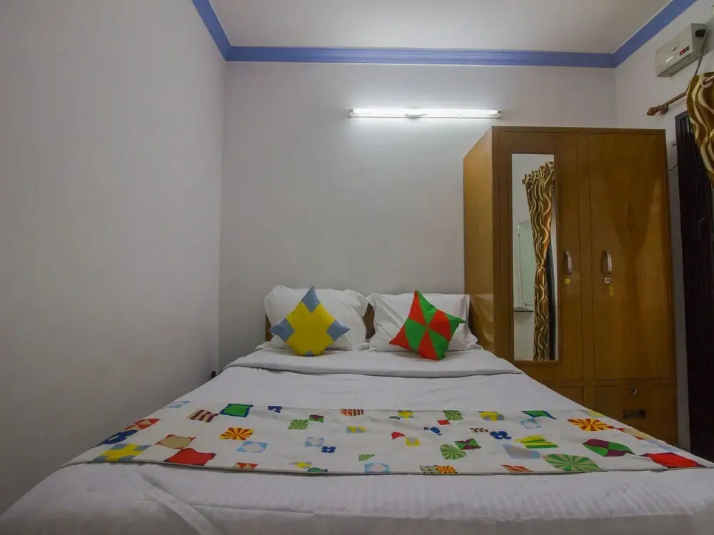 OYO 16979 Home Pool View 2 BHK Siolim
