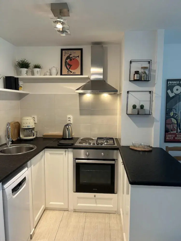 Impeccable 1-bed Apartment in Pula