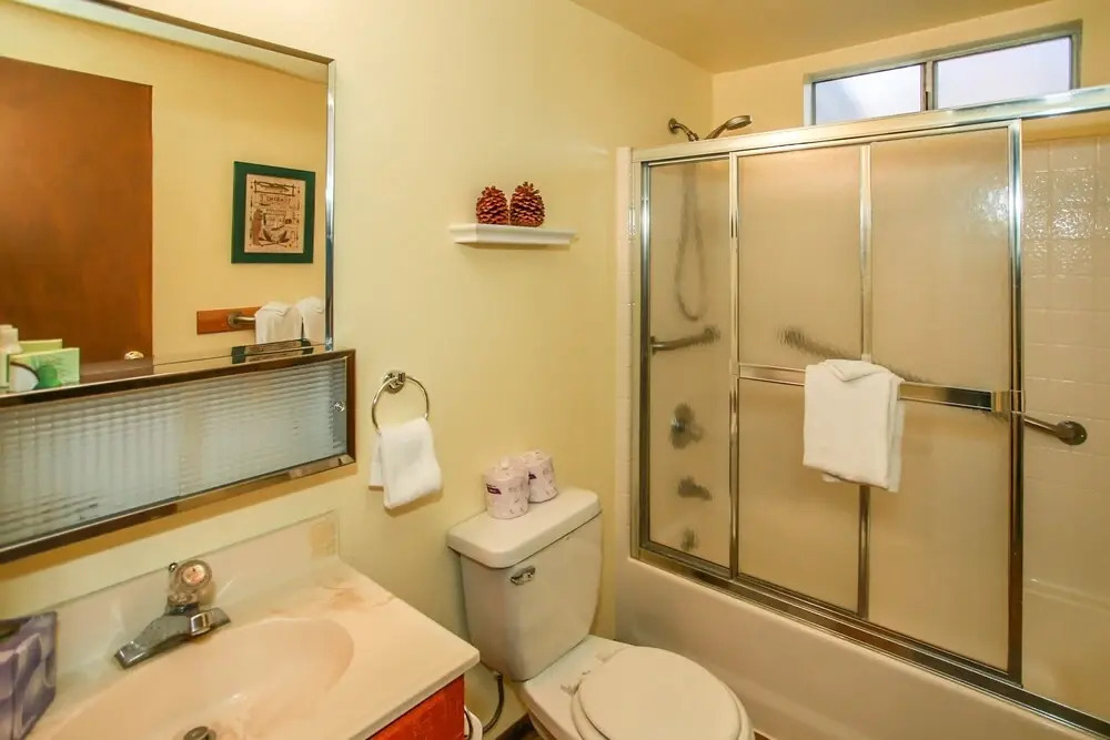 Cabin In The Pines - A Cozy Home Among The Pines With Hot Tub, Bbq, Fenced Yard! 2 Bedroom Home