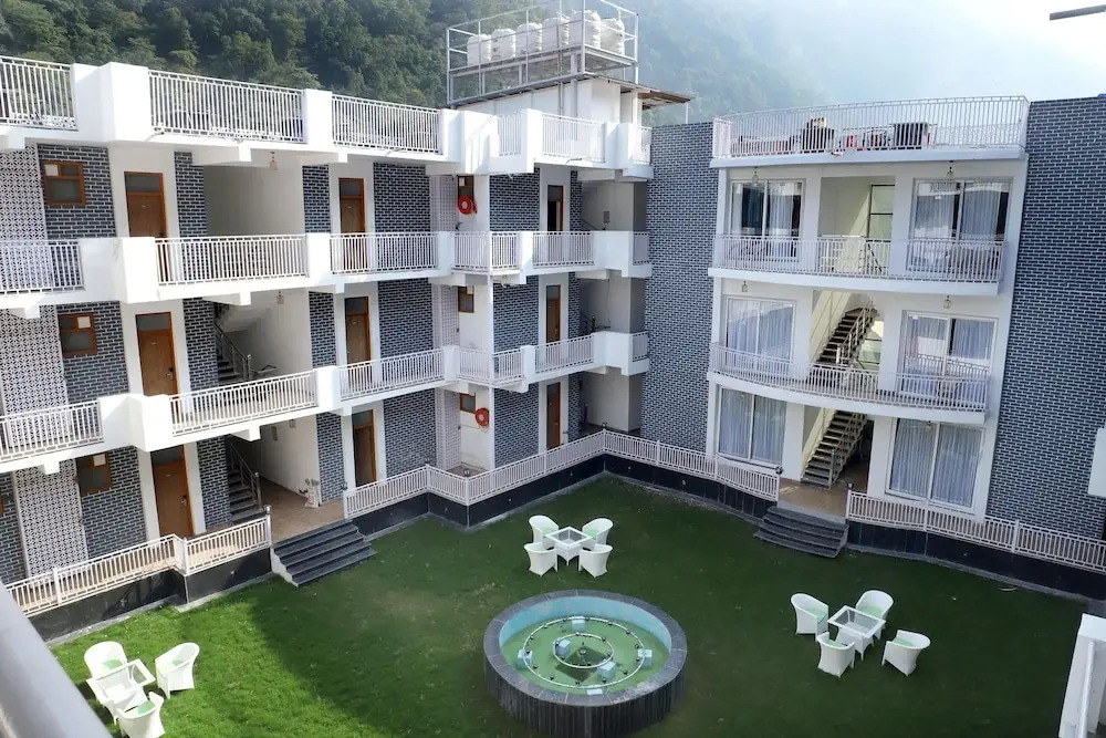 Heaven in Himalayas