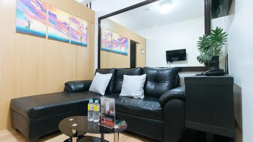 RedDoorz Premium @ SMDC Fairview 2