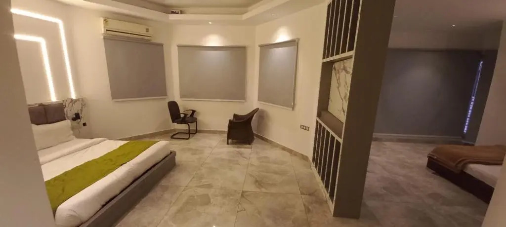 Square 9 Inn - A Boutique Hotel