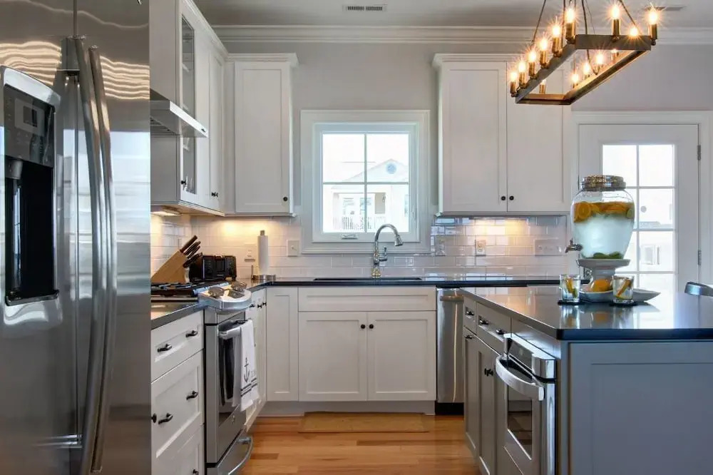 Latitudes - 5 Br Home