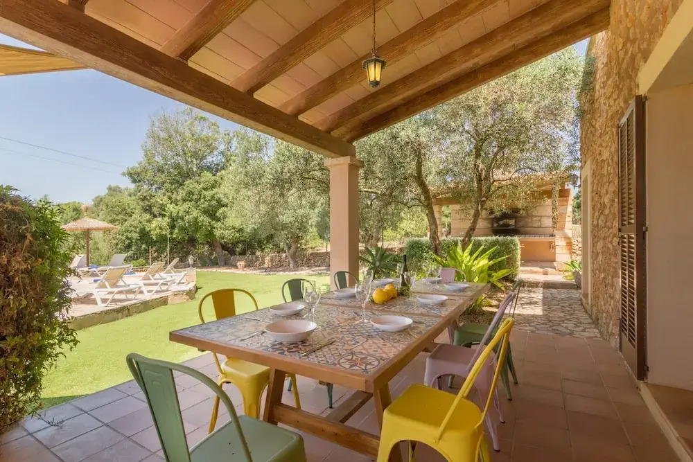Can Revell villa with Pool & Jacuzzi