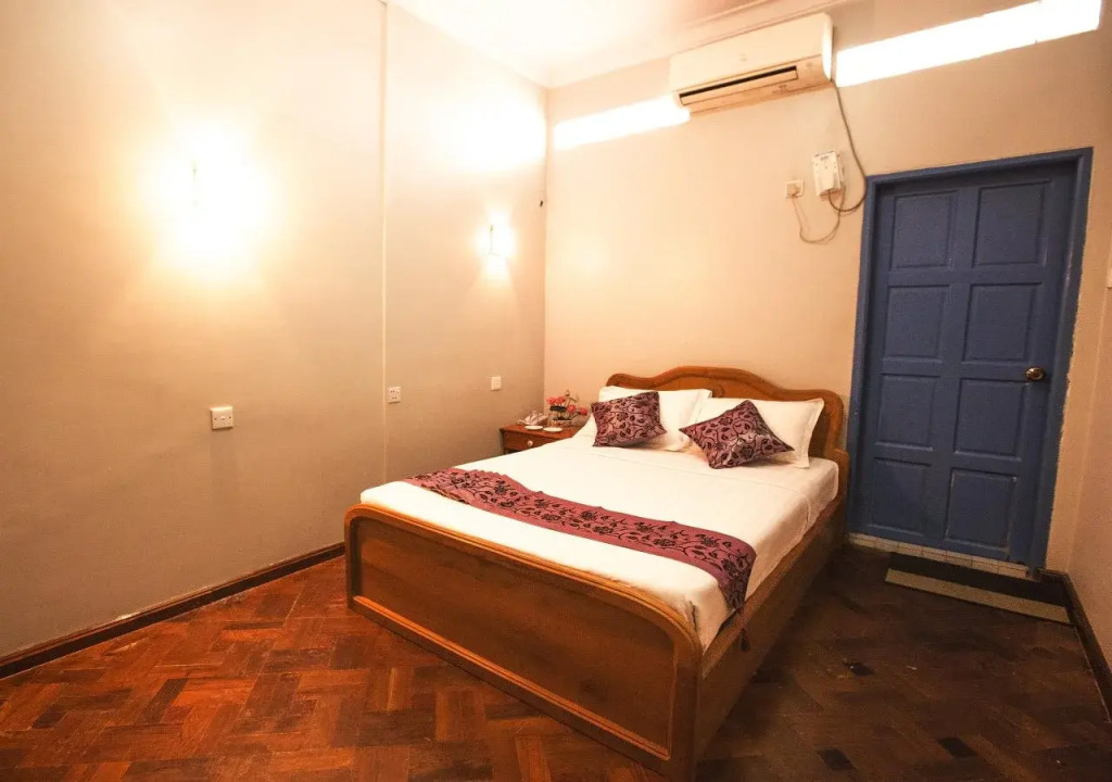 East Mandalay Hotel