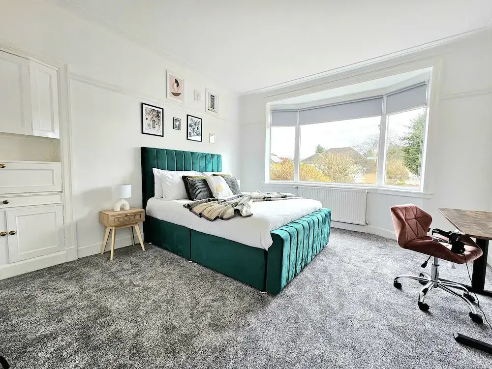 Charming 3-Bed Oasis-free parking