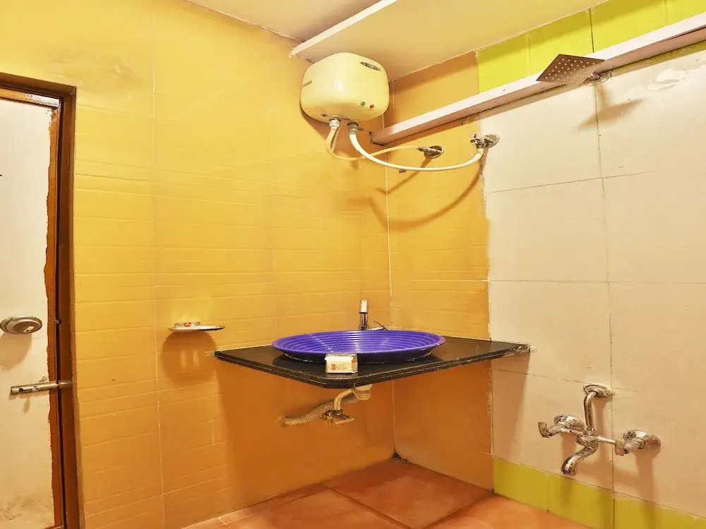 OYO 3914 Hotel Legend