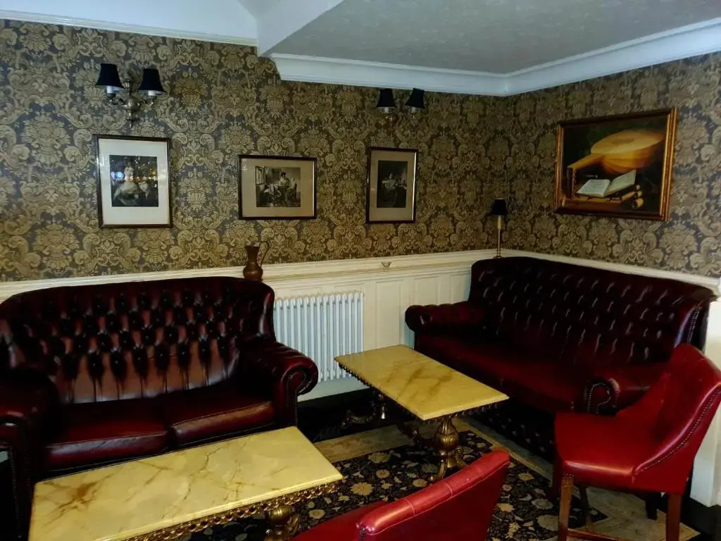 Rose Tor Hotel
