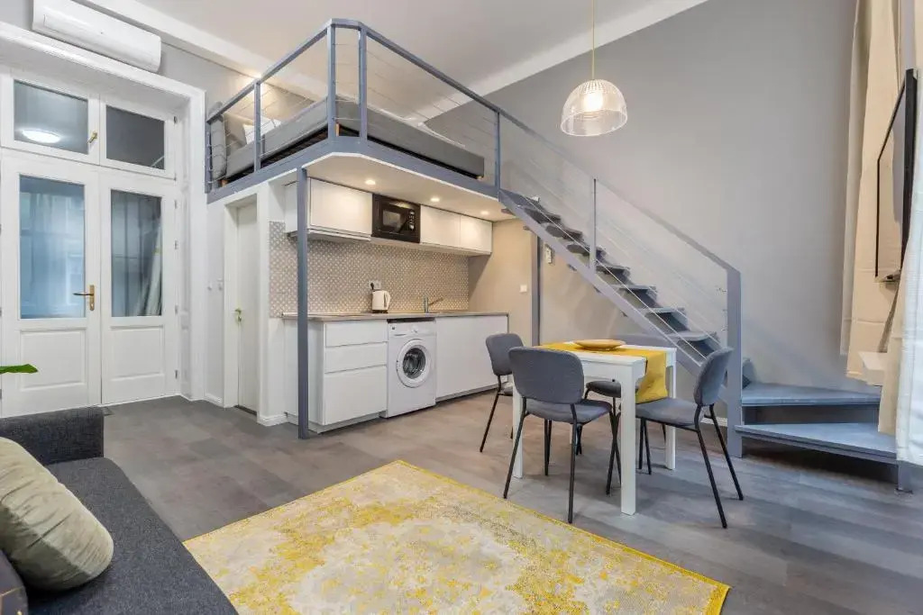 W33 - Prime Location - Comfortable Quality Apartments by BQA