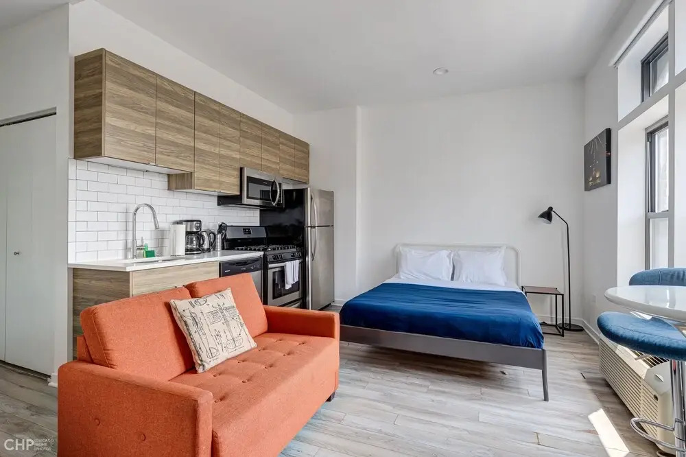 747 Lofts by RedAwning - River West, Third Floor Chicago