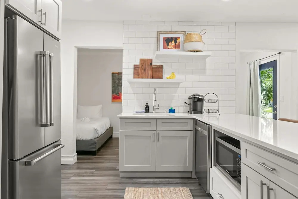NEW Soho Sanctuary - Gorgeous Apartment Steps to S Howard Ave With Fenced Yard