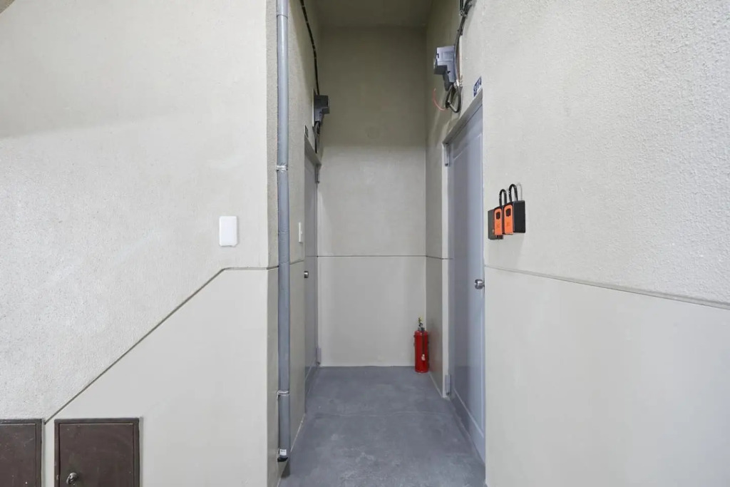 Kamiya TK Building 301